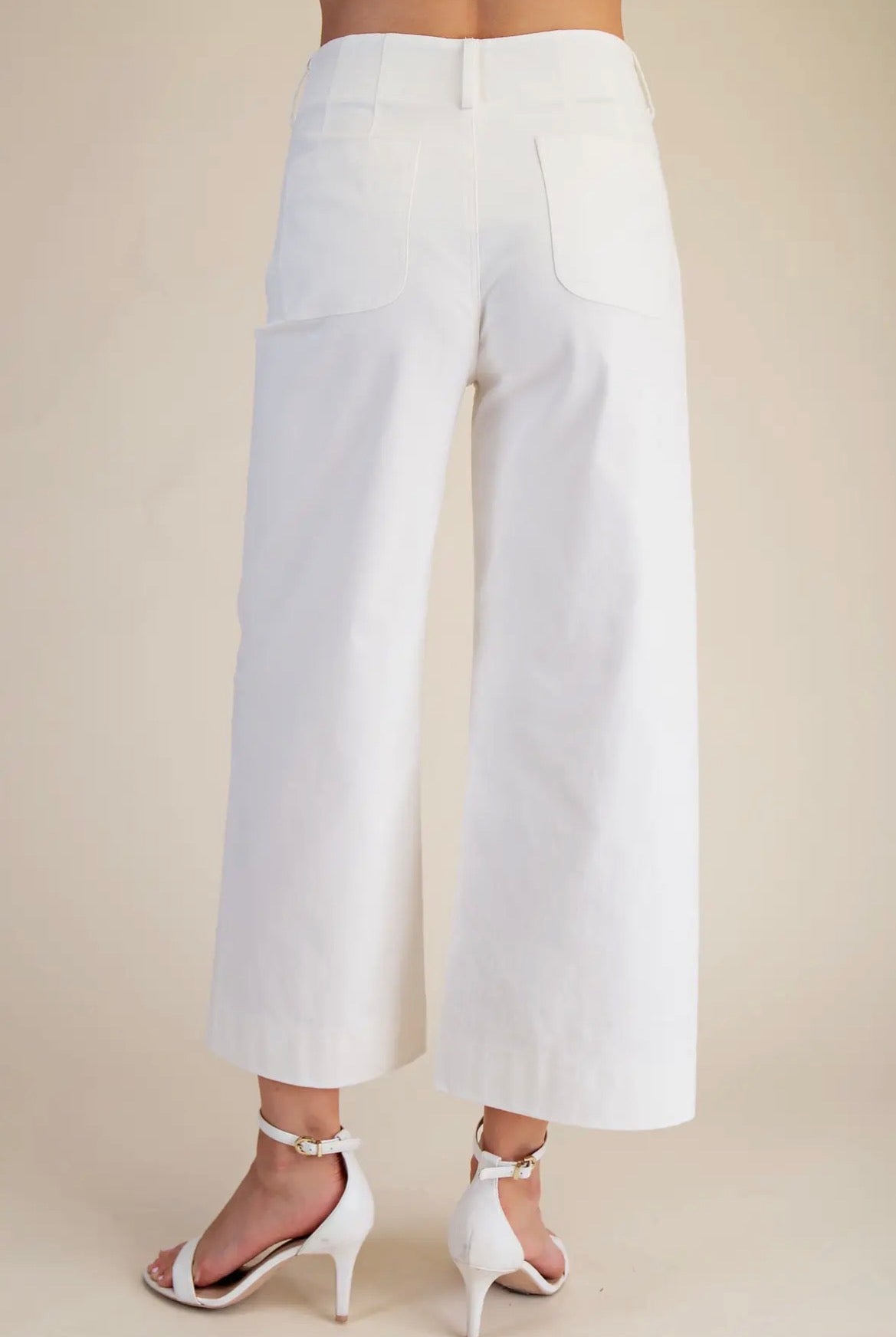 Colette Cropped Wide Leg Pants w Scallop Pockets