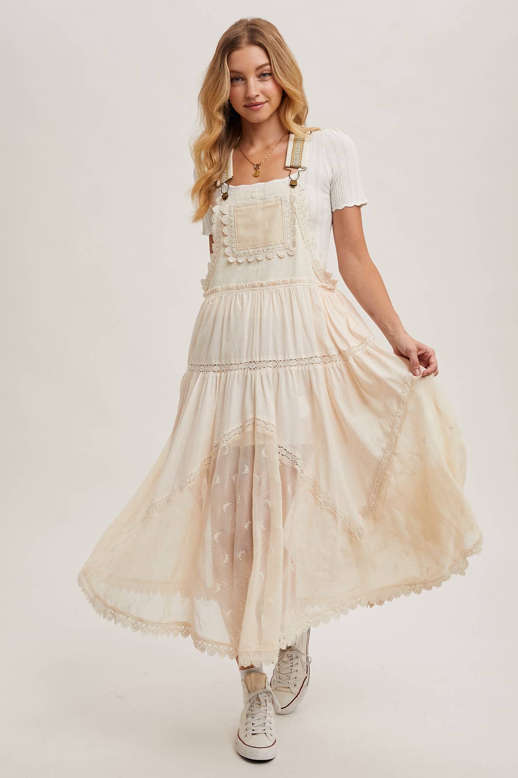 LACE EMBROIDERED TULLE BIB MAXI DRESS WITH LINING: ECRU