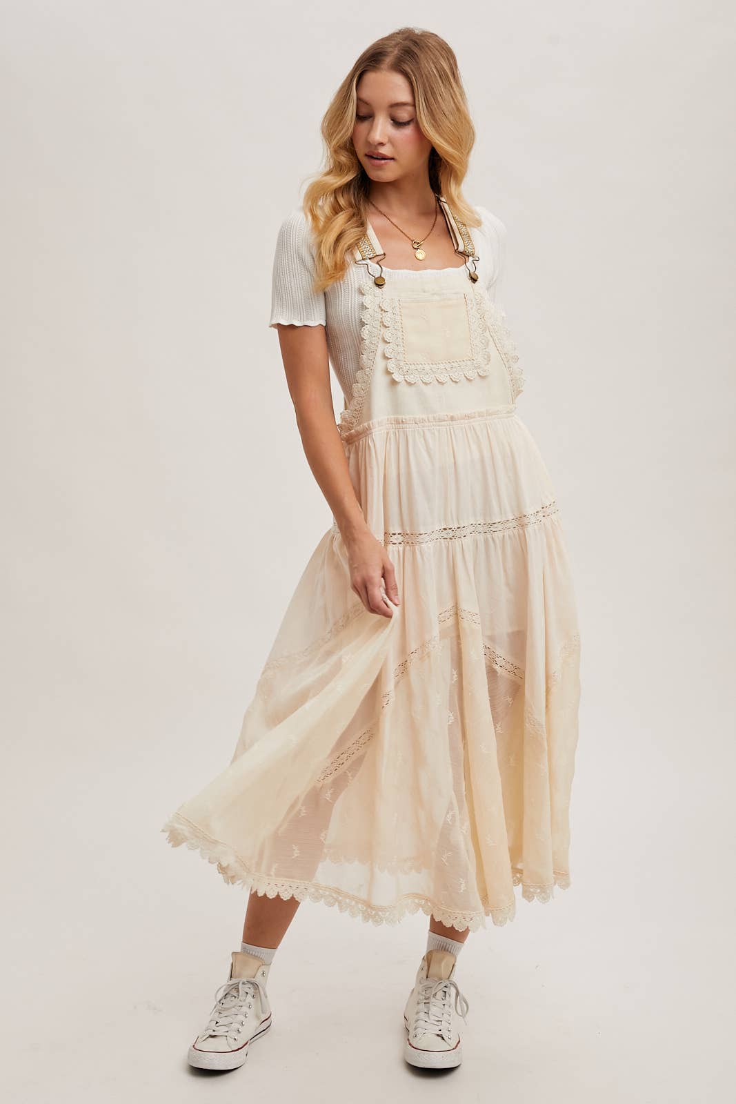 LACE EMBROIDERED TULLE BIB MAXI DRESS WITH LINING: ECRU