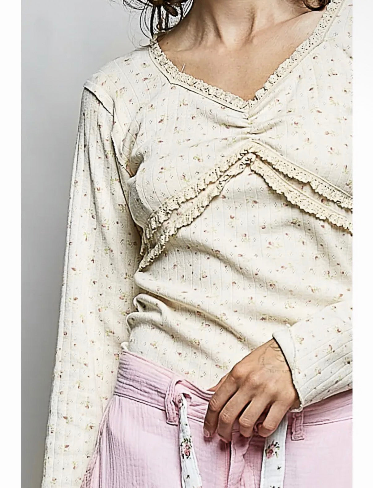 Vintage Washed V-Neck Long Sleeve
Floral Print Top