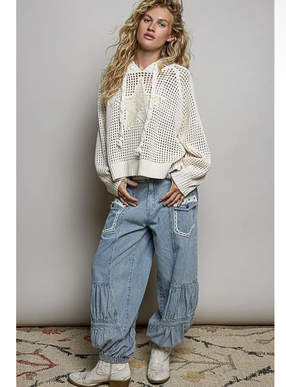 Star Lace Patch Rib Band Raglan
Hoodie Chenille Sweater