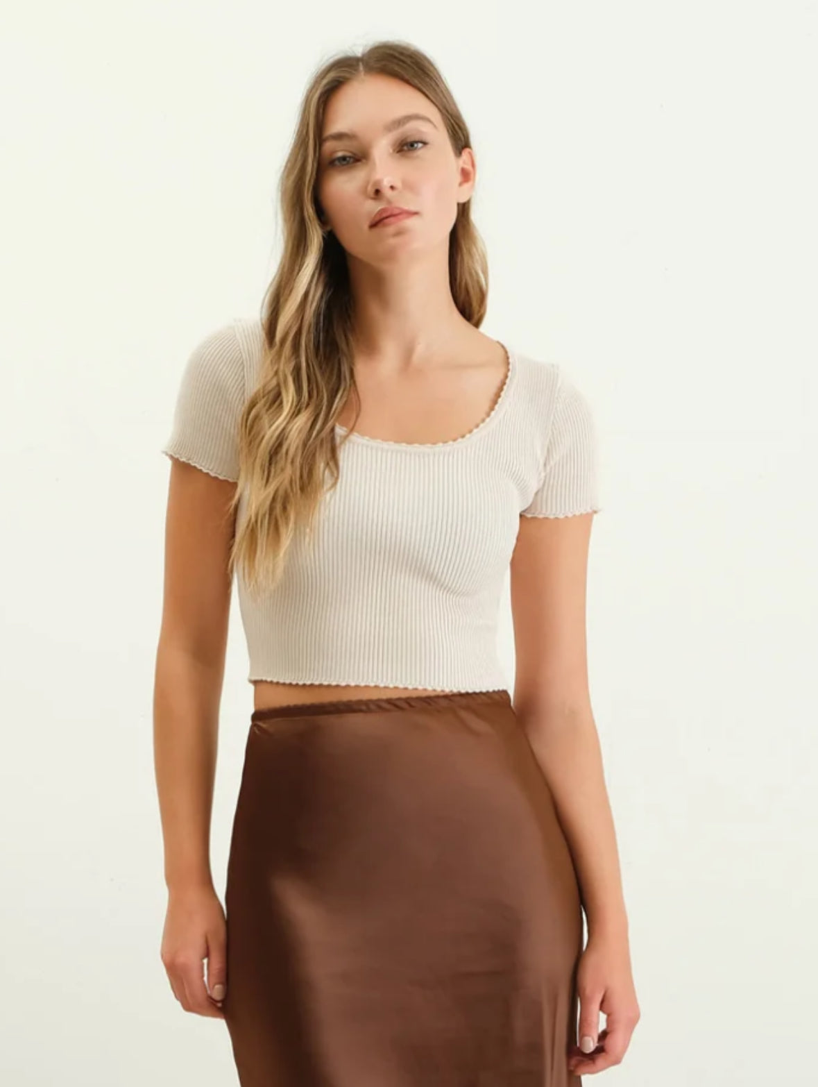 Ribbed Lettuce-Edge Crop Top
