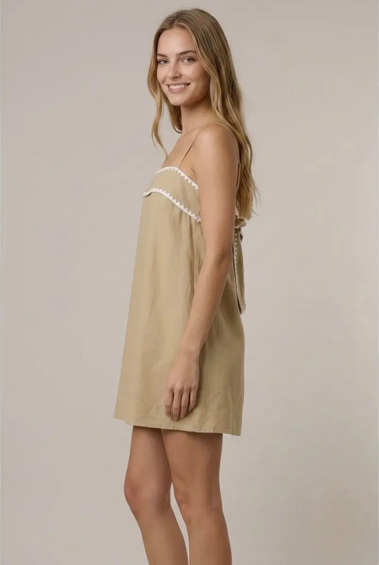 CONTRAST BLANKET STITCH BACK RIBBON STRAP
MINI DRESS