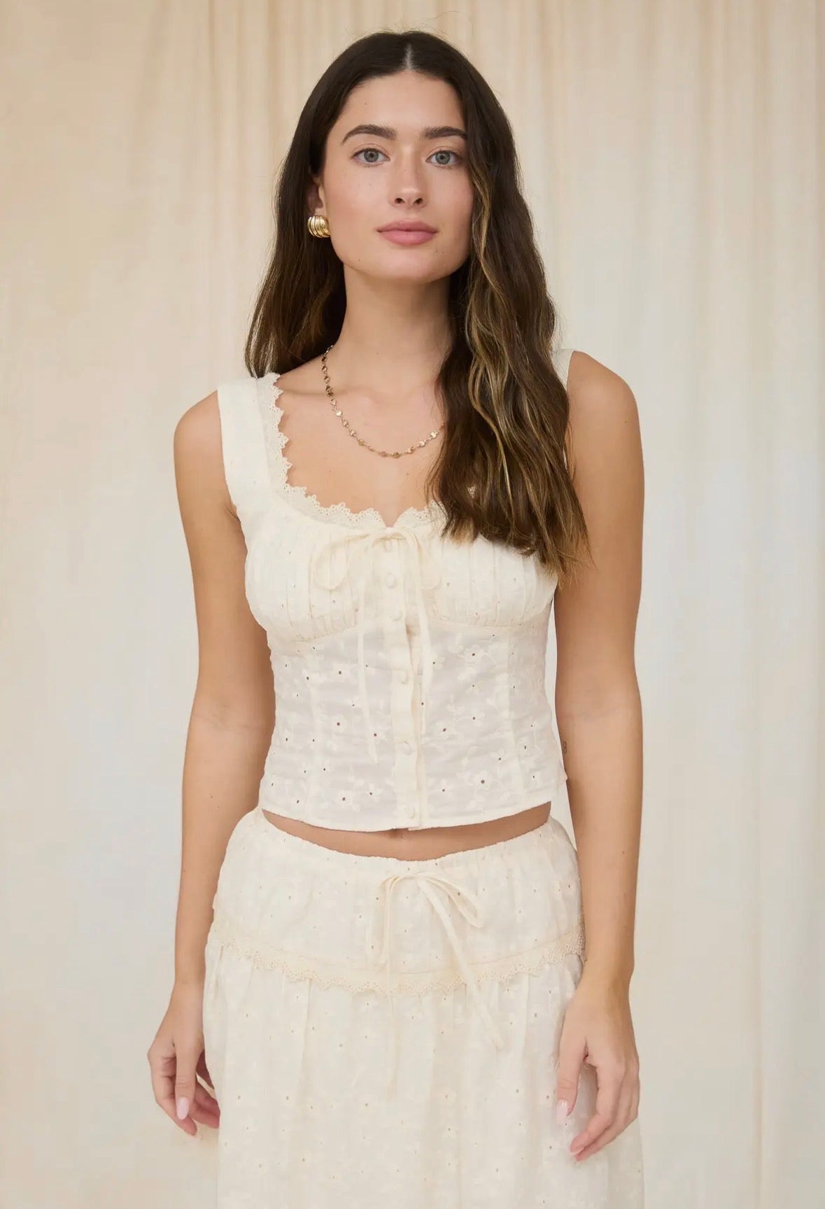Lace Trim Sleeveless Top