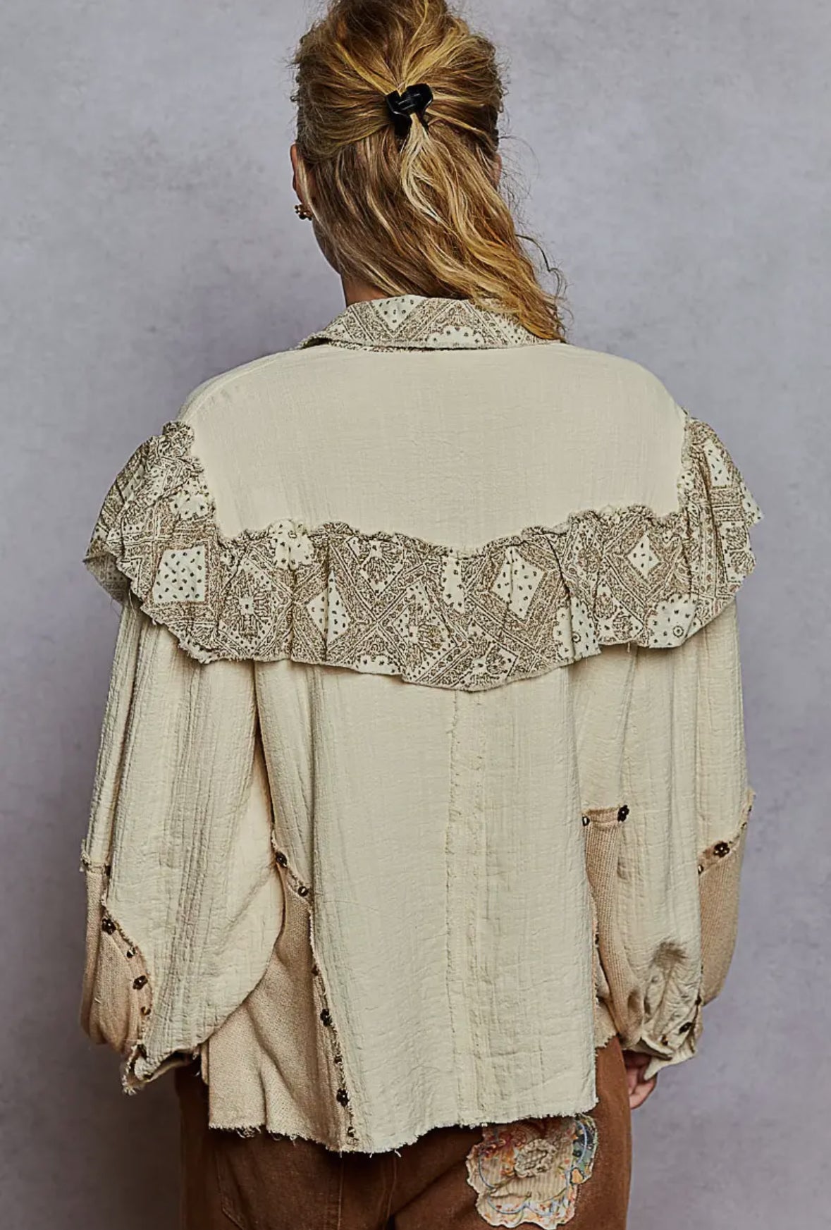 Balloon Sleeve Double Gauze Printed
Floral Stud Shirt