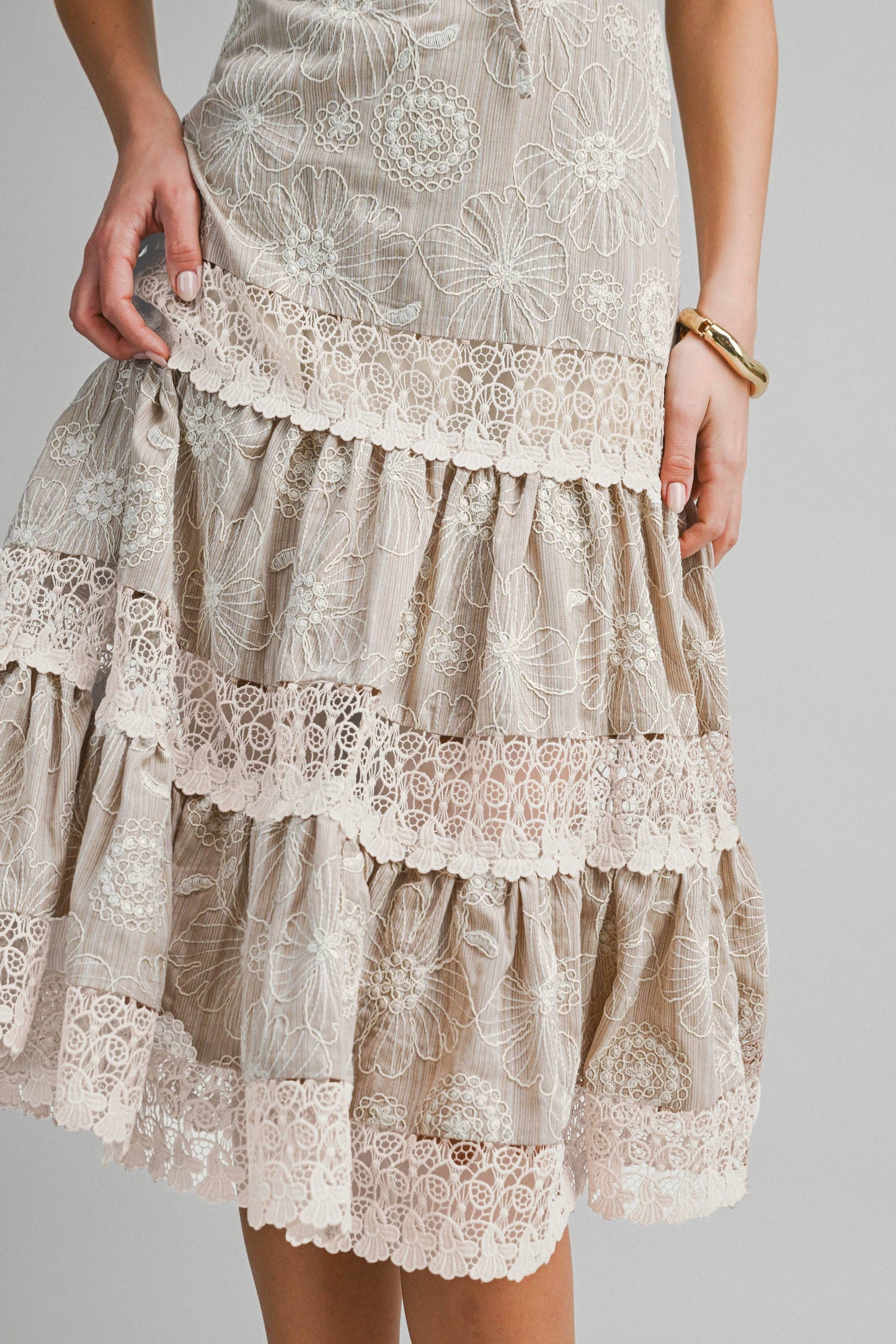 Lace Tiered Midi Dress : TAUPE